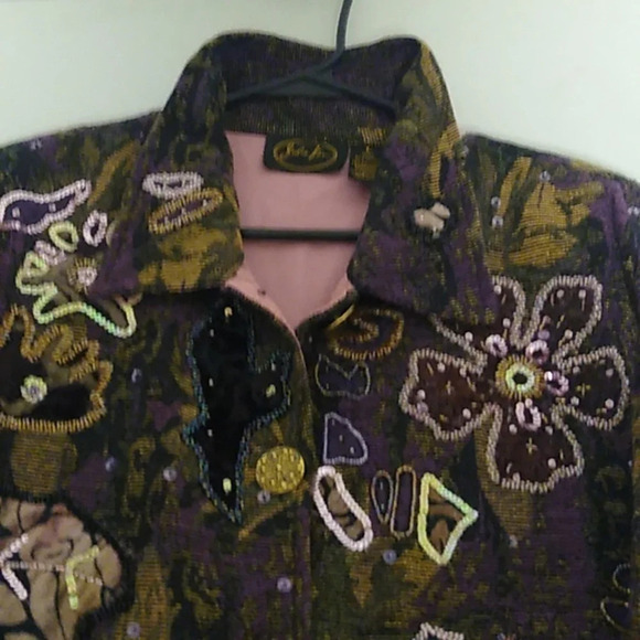 JULIA KIM Elevated boho. Art to wear appliqued, beaded, tapestry, boxy jacket. - Picture 7 of 8